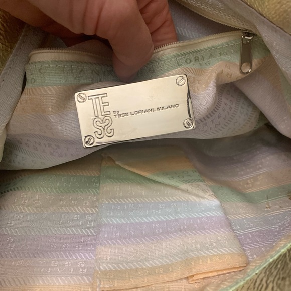 Tess Loriani Milano gold leather handbag - Picture 10 of 11